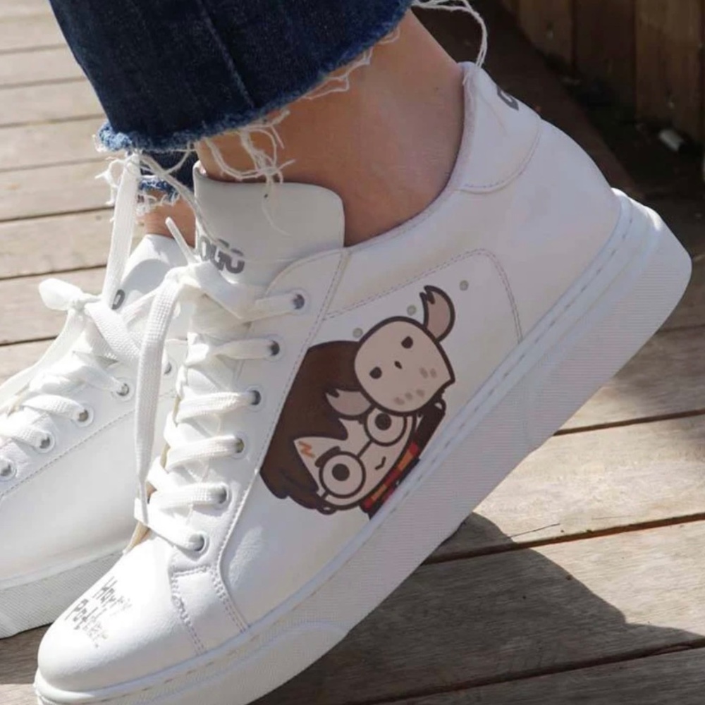 Officially licensed Warner Brother Harry Potter shoes!
